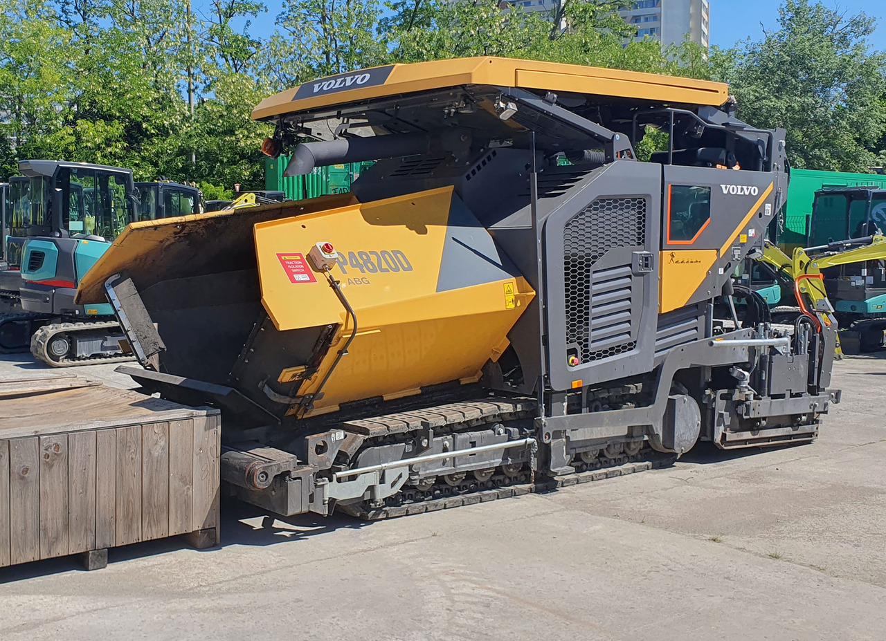 Volvo ABG P4820D - Асфалтополагач: снимка 2 Volvo ABG P4820D - Асфалтополагач: снимка 2