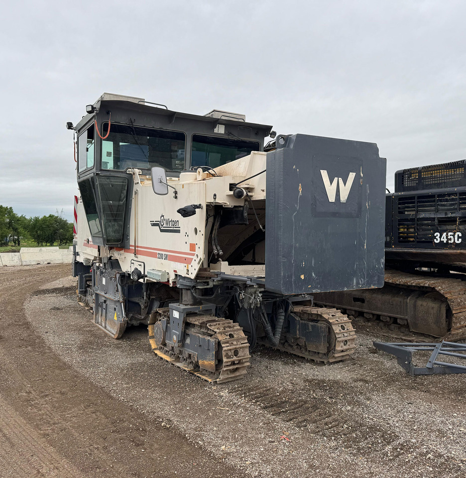 Wirtgen 2200 SM - Пътна фреза: снимка 3 Wirtgen 2200 SM - Пътна фреза: снимка 3