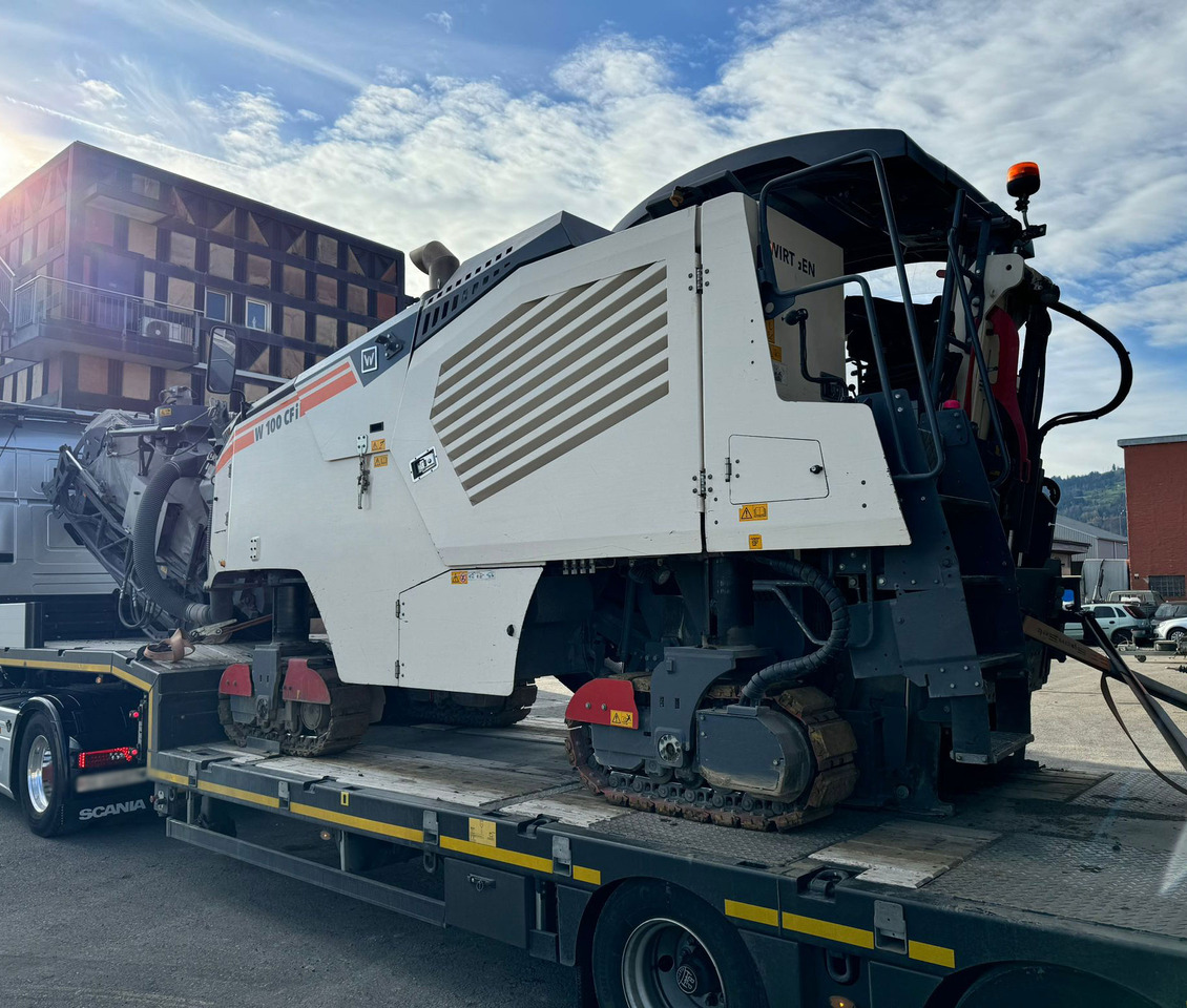 Wirtgen W 100 CFI - Пътна фреза: снимка 3 Wirtgen W 100 CFI - Пътна фреза: снимка 3