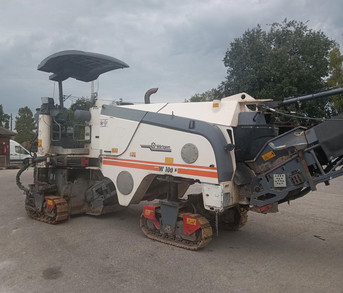 Wirtgen W 100 F - Пътна фреза: снимка 4 Wirtgen W 100 F - Пътна фреза: снимка 4