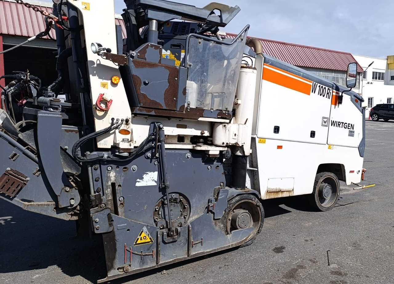Wirtgen W 100 Ri - Пътна фреза: снимка 5 Wirtgen W 100 Ri - Пътна фреза: снимка 5