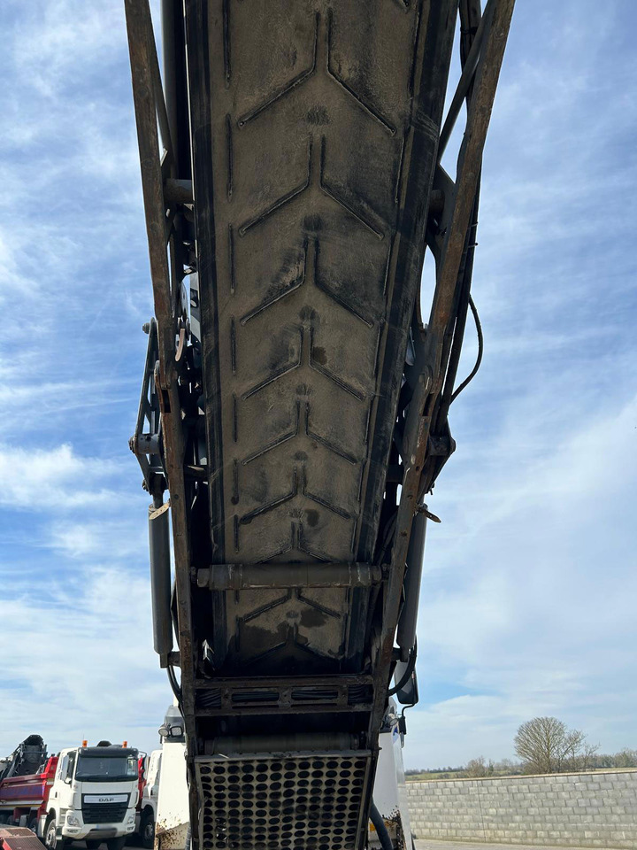 Wirtgen W 150 CFI - Пътна фреза: снимка 5 Wirtgen W 150 CFI - Пътна фреза: снимка 5