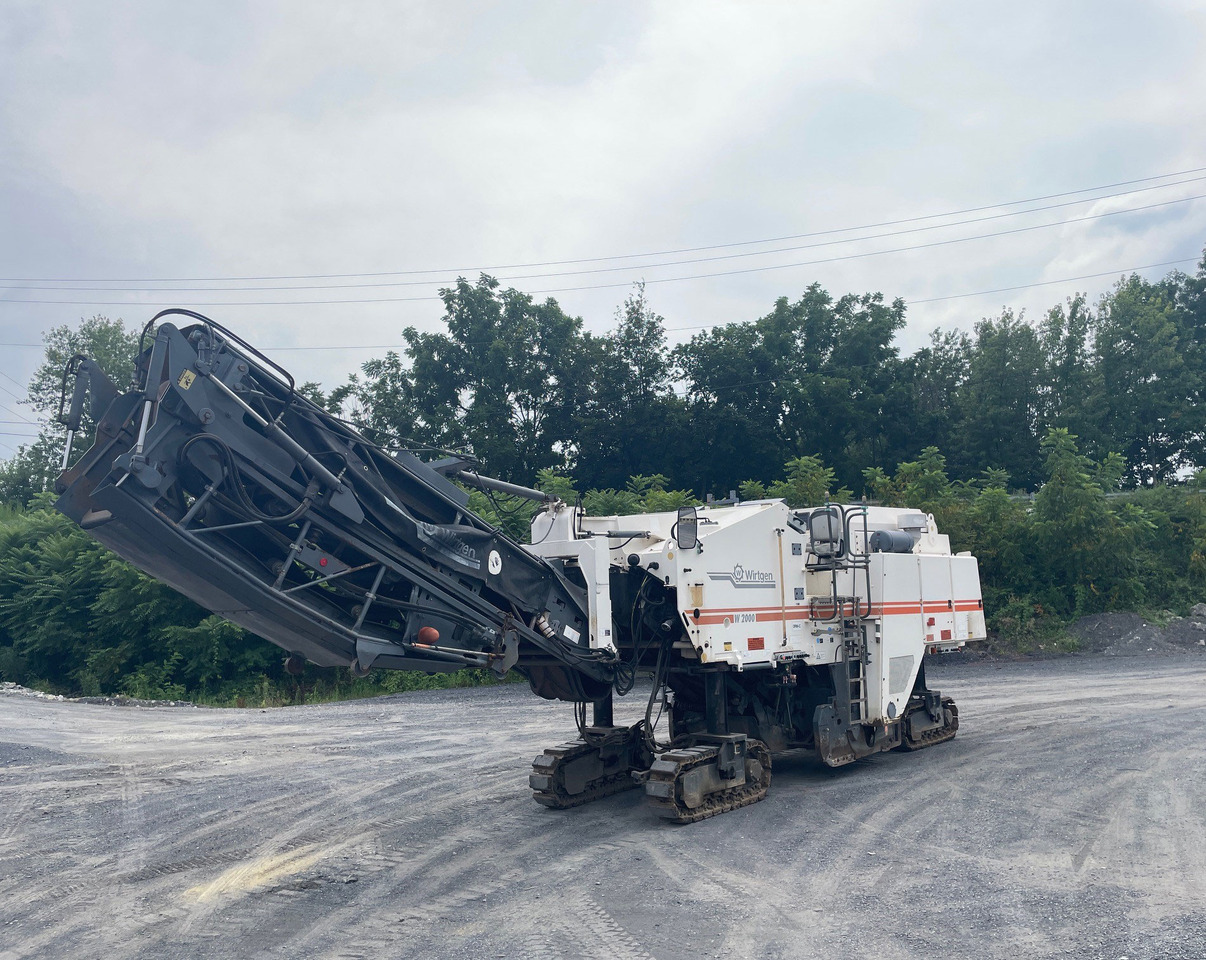 Wirtgen W 2000 - Пътна фреза: снимка 1 Wirtgen W 2000 - Пътна фреза: снимка 1