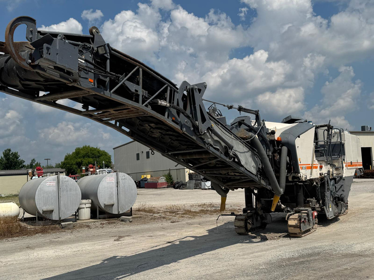 Wirtgen W 210 i - Пътна фреза: снимка 4 Wirtgen W 210 i - Пътна фреза: снимка 4