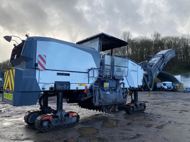 Wirtgen W 210 i - Пътна фреза: снимка 3 Wirtgen W 210 i - Пътна фреза: снимка 3