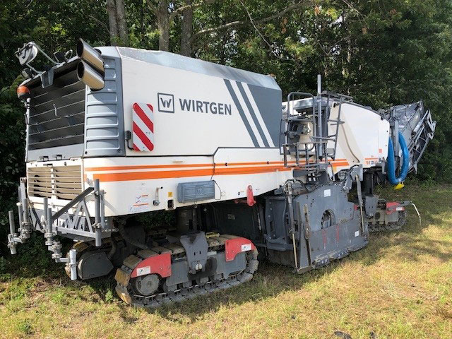 Wirtgen W 220 I - Пътна фреза: снимка 1 Wirtgen W 220 I - Пътна фреза: снимка 1