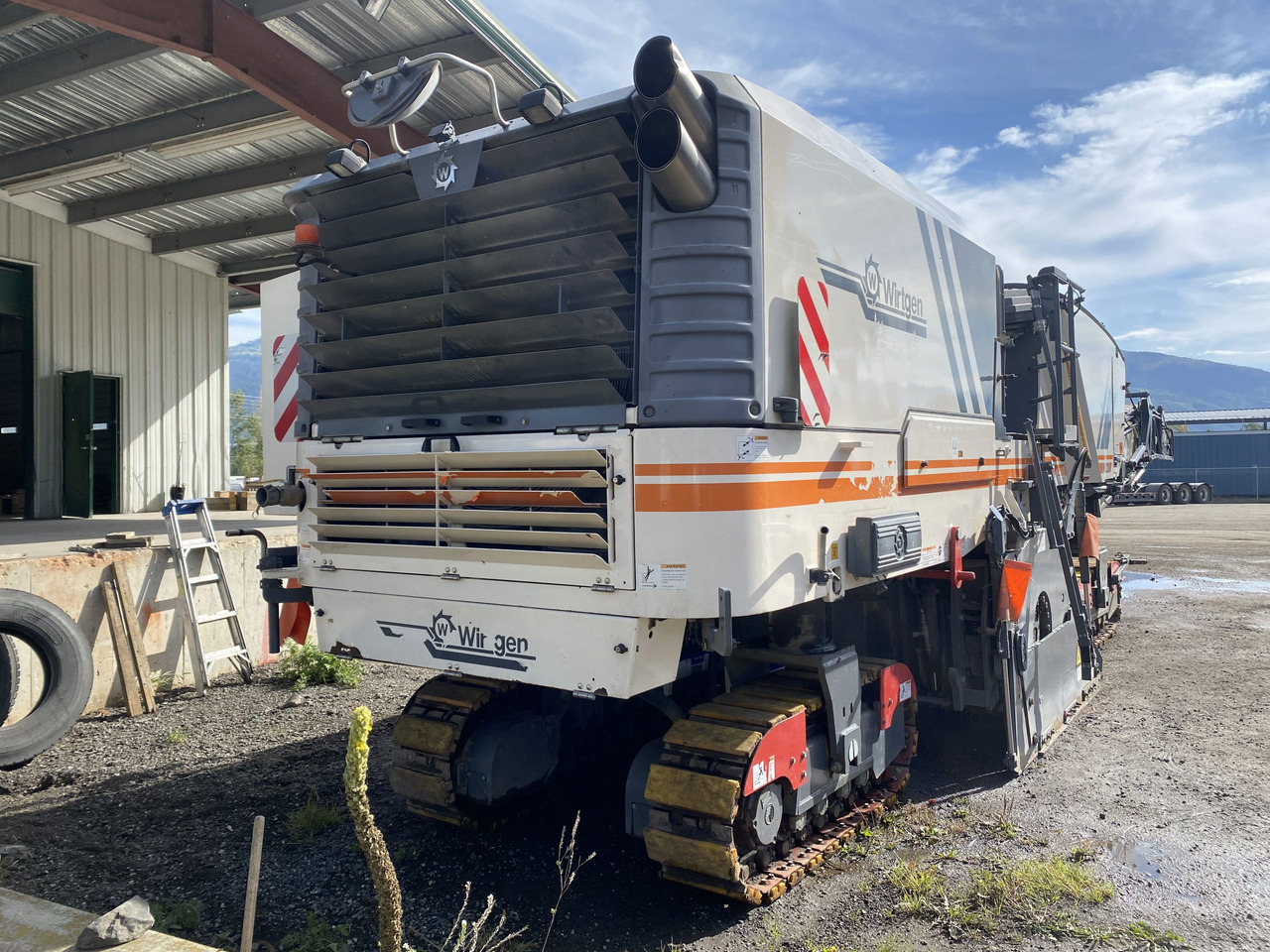 Wirtgen W 220 - Пътна фреза: снимка 4 Wirtgen W 220 - Пътна фреза: снимка 4