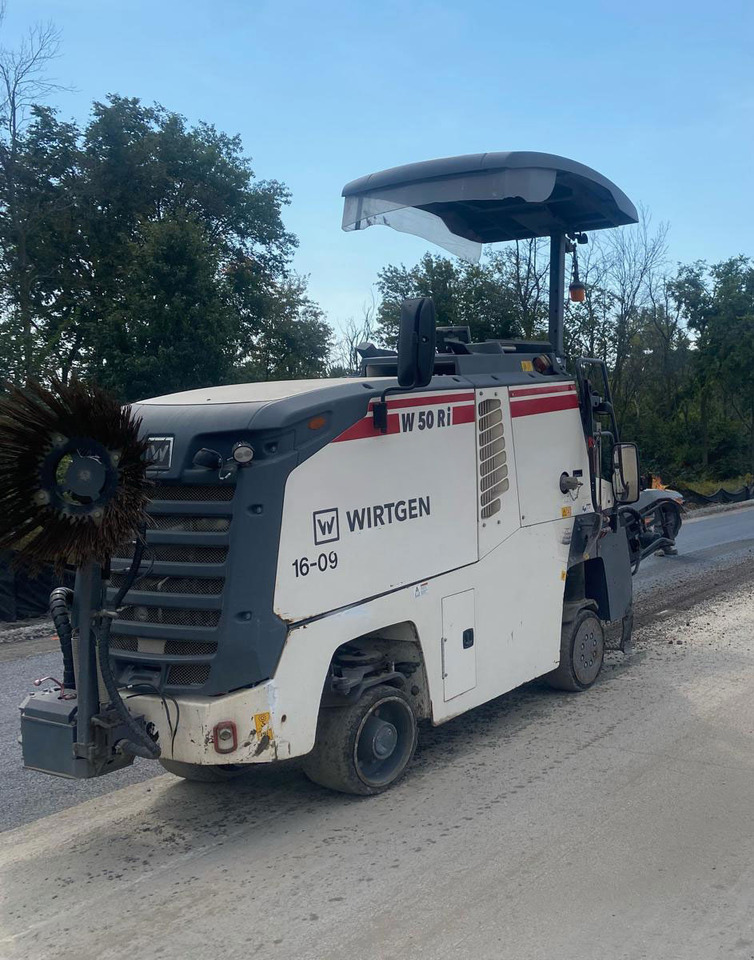 Wirtgen W 50 Ri - Пътна фреза: снимка 3 Wirtgen W 50 Ri - Пътна фреза: снимка 3