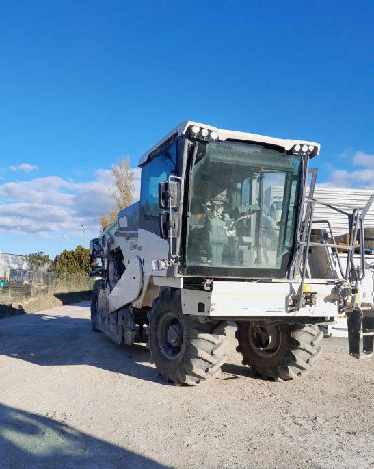 Wirtgen WR 200 I - Стабилизатор за почва: снимка 1 Wirtgen WR 200 I - Стабилизатор за почва: снимка 1