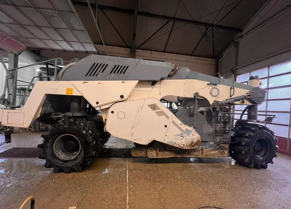 Wirtgen WR 240 I - Стабилизатор за почва: снимка 2 Wirtgen WR 240 I - Стабилизатор за почва: снимка 2