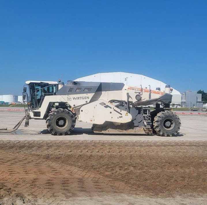 Wirtgen WR 250 I - Стабилизатор за почва: снимка 1 Wirtgen WR 250 I - Стабилизатор за почва: снимка 1