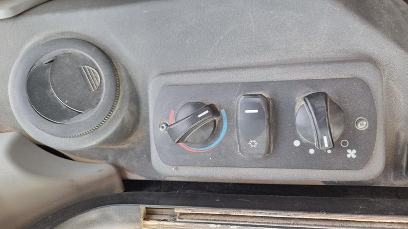 Мини багер CAT 305 ECR 305ECR: снимка 11