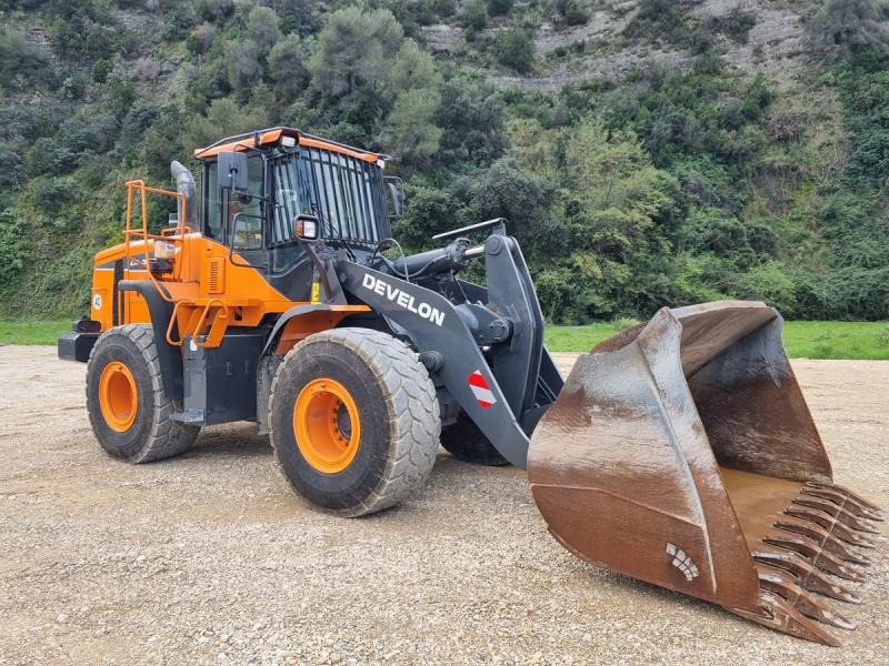 DOOSAN DL300 DL300 - Колесен товарач: снимка 1 DOOSAN DL300 DL300 - Колесен товарач: снимка 1