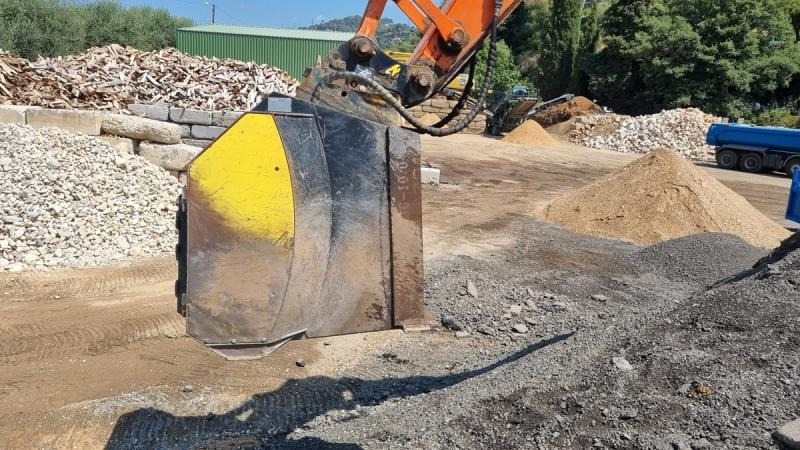 REMU POUR PELLE 15T - Кофа за сортиране за Строителна техника: снимка 2 REMU POUR PELLE 15T - Кофа за сортиране за Строителна техника: снимка 2