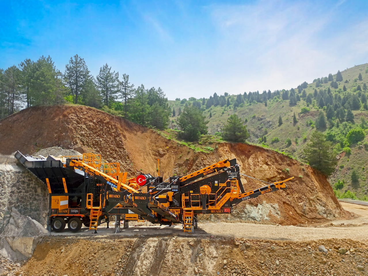 FABO Mining machinery-crushing plant - Минна машина: снимка 1 FABO Mining machinery-crushing plant - Минна машина: снимка 1