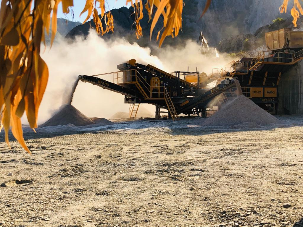 FABO Mobile crusher - Мобилна трошачка: снимка 2 FABO Mobile crusher - Мобилна трошачка: снимка 2