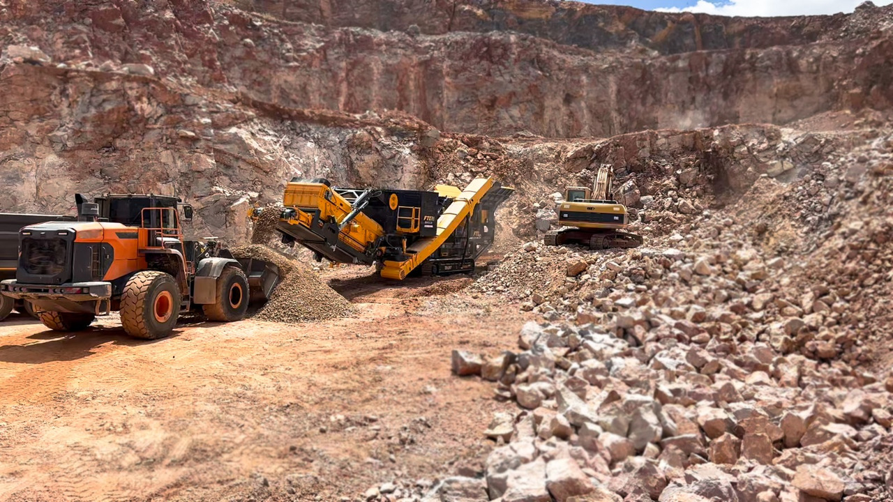 FABO Mobile crusher - Мобилна трошачка: снимка 5 FABO Mobile crusher - Мобилна трошачка: снимка 5