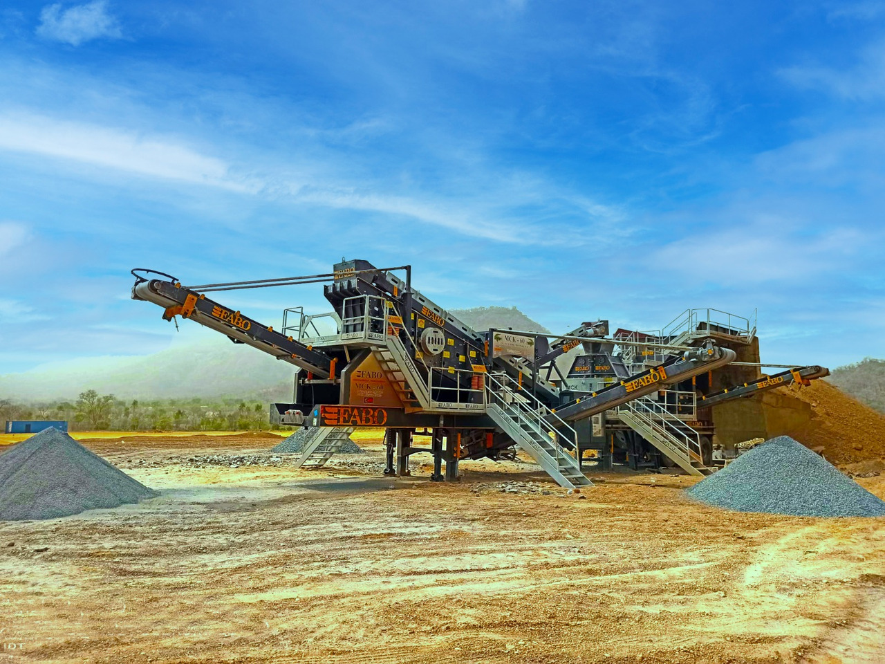 FABO Mobile crusher - Мобилна трошачка: снимка 3 FABO Mobile crusher - Мобилна трошачка: снимка 3