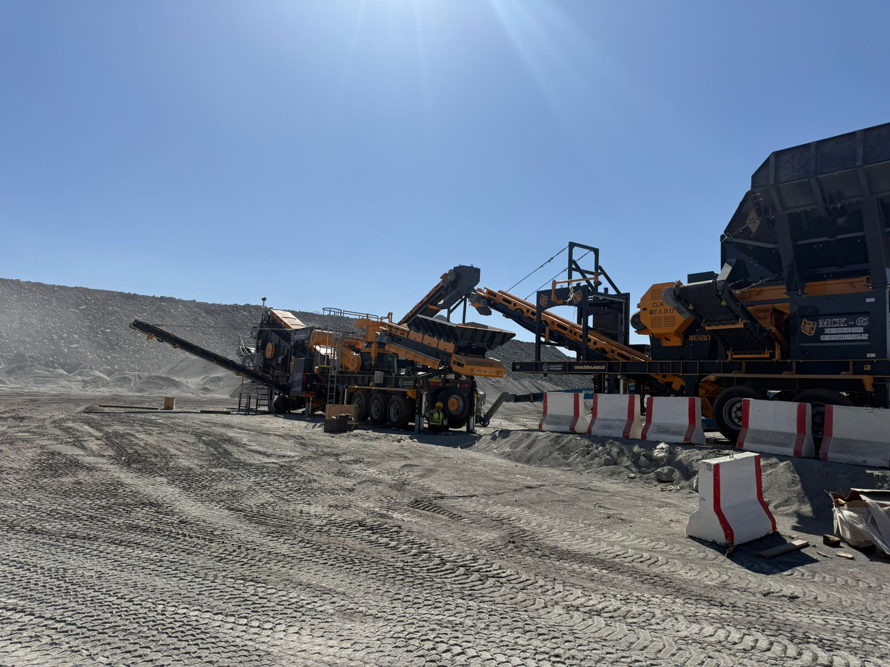 FABO mining machinery - crushing plant - Минна машина: снимка 4 FABO mining machinery - crushing plant - Минна машина: снимка 4