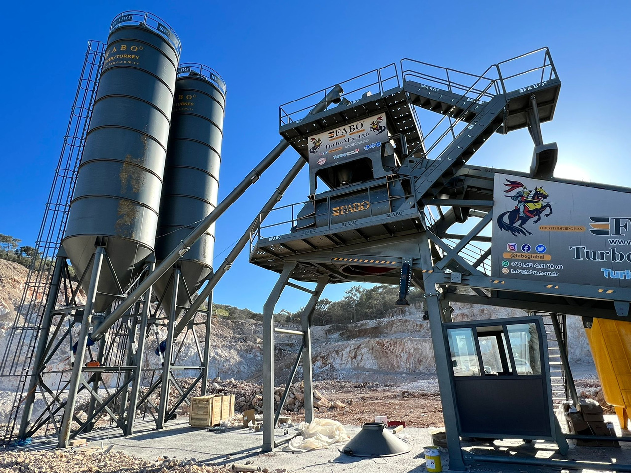 FABO mobile concrete batching plant - Бетонов възел: снимка 2 FABO mobile concrete batching plant - Бетонов възел: снимка 2