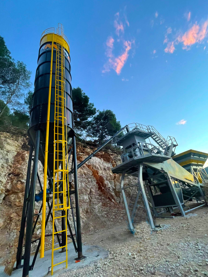 FABO mobile concrete batching plant - Бетонов възел: снимка 2 FABO mobile concrete batching plant - Бетонов възел: снимка 2