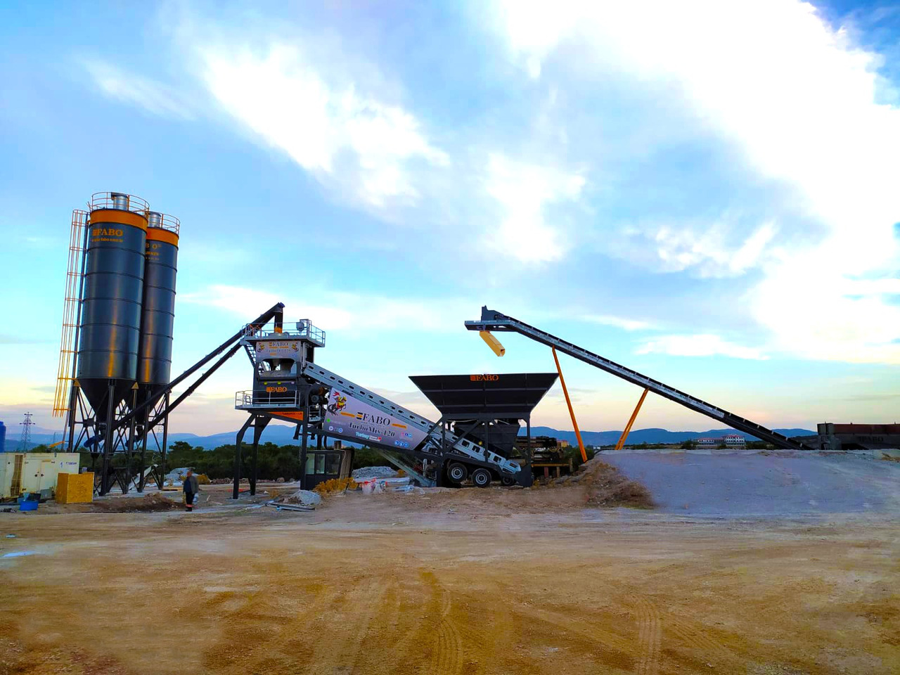 FABO mobile concrete batching plant - Бетонов възел: снимка 5 FABO mobile concrete batching plant - Бетонов възел: снимка 5