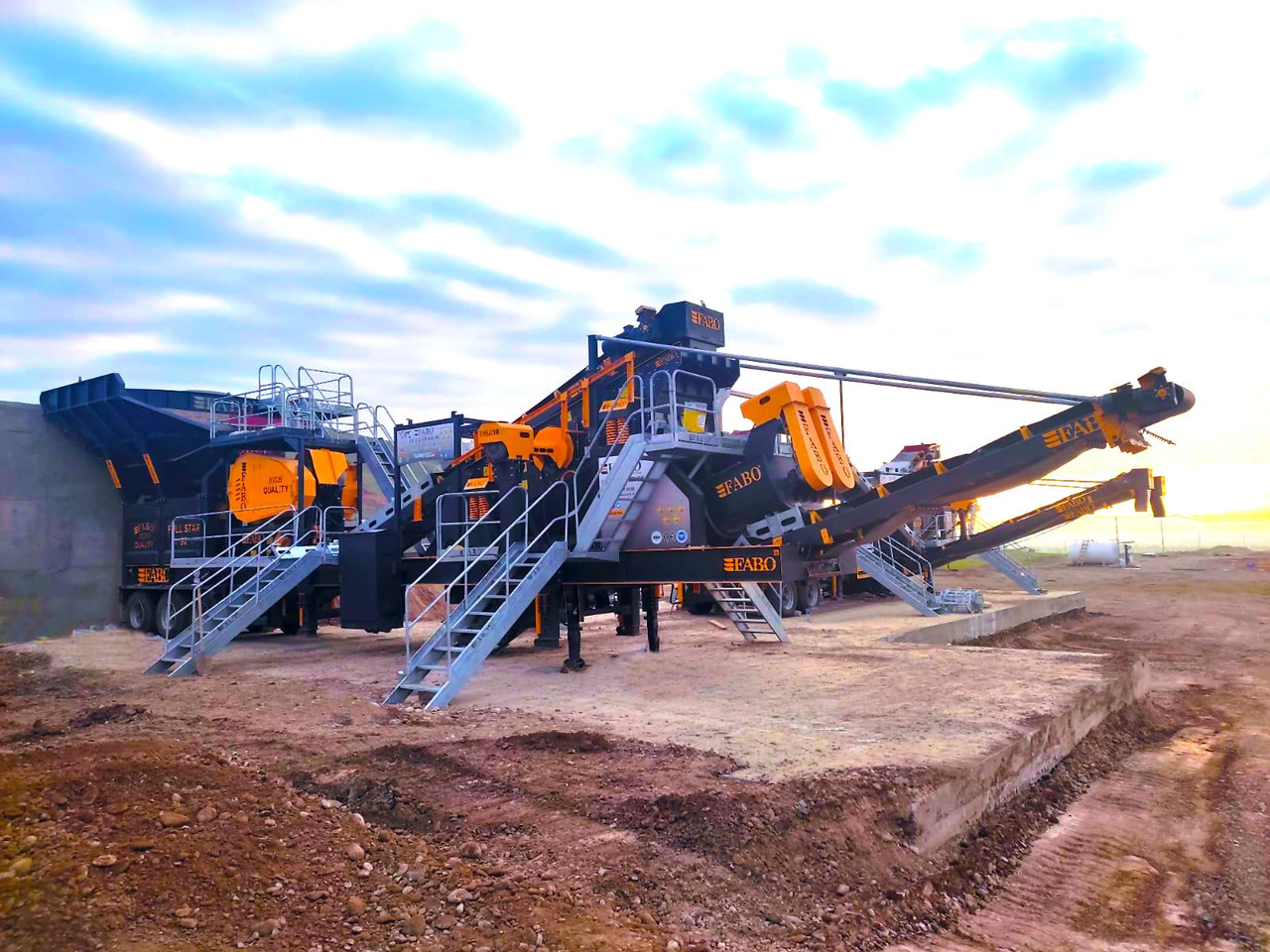 Нови Челюстна трошачка FABO mobile jaw crusher: снимка 6