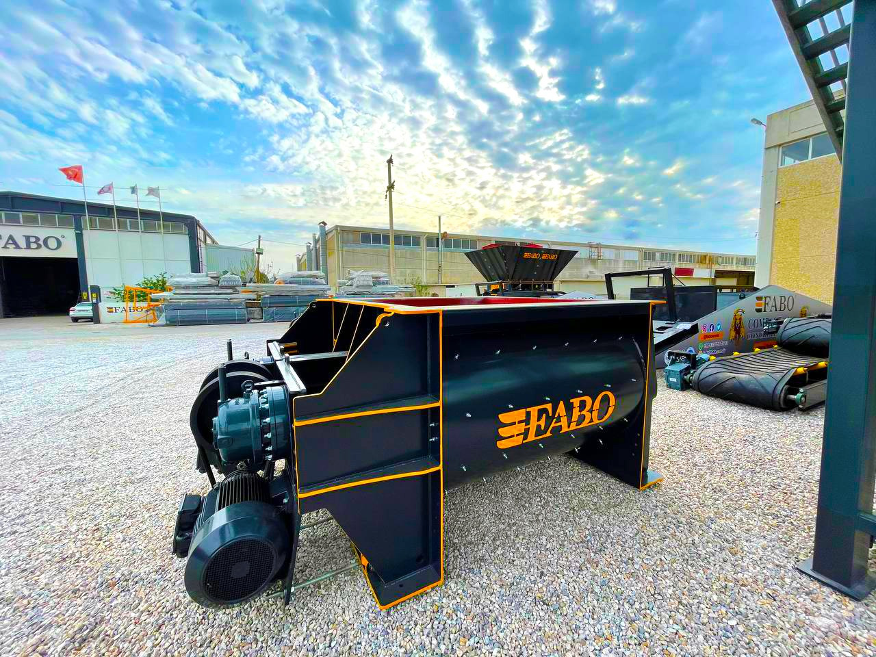 FABO twin shaft mixer - Бетонобъркачка: снимка 1 FABO twin shaft mixer - Бетонобъркачка: снимка 1