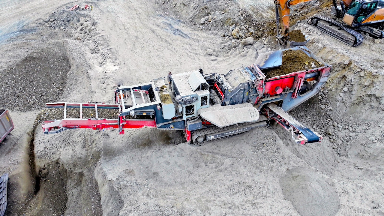 SANDVIK Mobile crusher - Мобилна трошачка: снимка 3 SANDVIK Mobile crusher - Мобилна трошачка: снимка 3