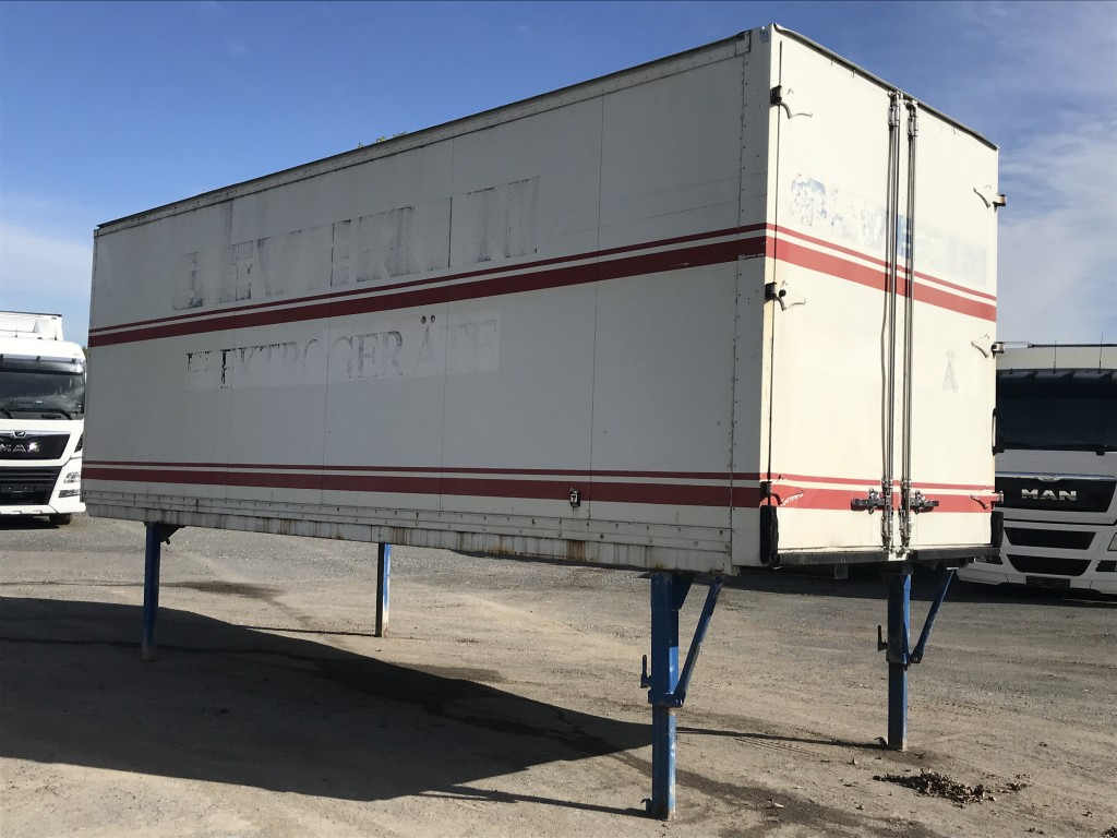 ACKERMANN-FRUEHAUF AWL - KOFFER AWL-Koffer mit Seitentür 7 m - Каросерия - фургон: снимка 2 ACKERMANN-FRUEHAUF AWL - KOFFER AWL-Koffer mit Seitentür 7 m - Каросерия - фургон: снимка 2