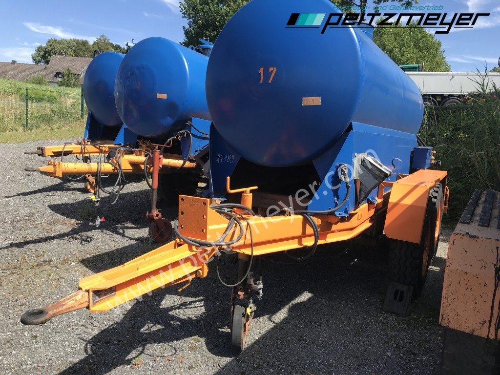 BATHE TANDEMANHÄNGER Bitum / Teerkocher 3,5 m³ Hatz DIesel 1 D 81 C - Гудронатор: снимка 4 BATHE TANDEMANHÄNGER Bitum / Teerkocher 3,5 m³ Hatz DIesel 1 D 81 C - Гудронатор: снимка 4