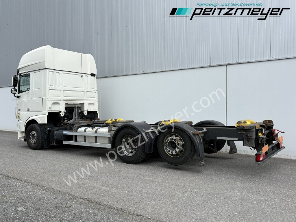 DAF XF 460 FAN 6x2 Lenkachse, Standklima Intarder, SDG - höhenverstellbar - Контейнеровоз/ Сменна каросерия камион: снимка 3 DAF XF 460 FAN 6x2 Lenkachse, Standklima Intarder, SDG - höhenverstellbar - Контейнеровоз/ Сменна каросерия камион: снимка 3