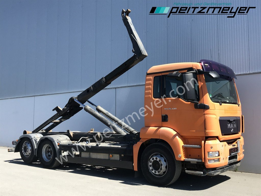 MAN TGS 26.440 BL6x2 Meiller RK 2070 mit Lenkachse - Мултилифт с кука камион: снимка 2 MAN TGS 26.440 BL6x2 Meiller RK 2070 mit Lenkachse - Мултилифт с кука камион: снимка 2
