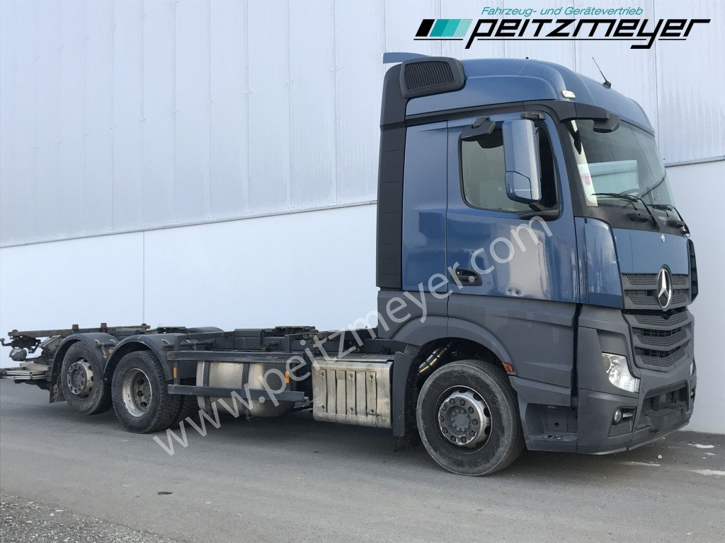 MERCEDES-BENZ Actros 2542 LL BDF Getriebe+Retarder+AGR NEU Retarder + Getriebe neu - Контейнеровоз/ Сменна каросерия камион: снимка 2 MERCEDES-BENZ Actros 2542 LL BDF Getriebe+Retarder+AGR NEU Retarder + Getriebe neu - Контейнеровоз/ Сменна каросерия камион: снимка 2