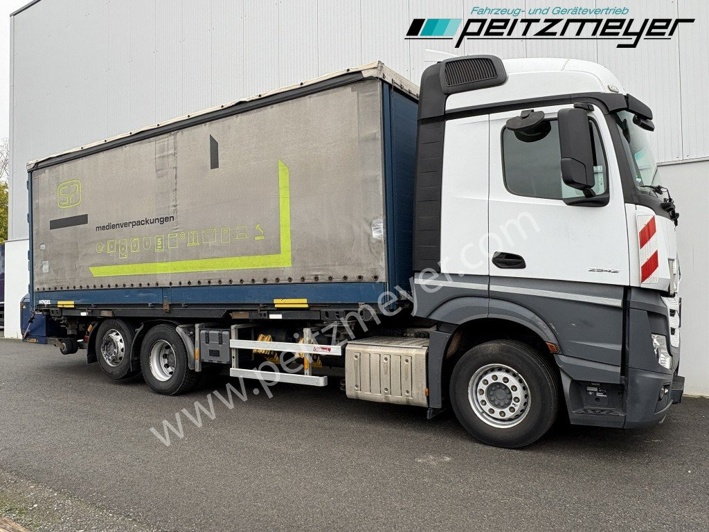 MERCEDES-BENZ Actros 2542 LL BDF Pritsche + Mitnahmestapler komplett - Камион с брезент: снимка 2 MERCEDES-BENZ Actros 2542 LL BDF Pritsche + Mitnahmestapler komplett - Камион с брезент: снимка 2