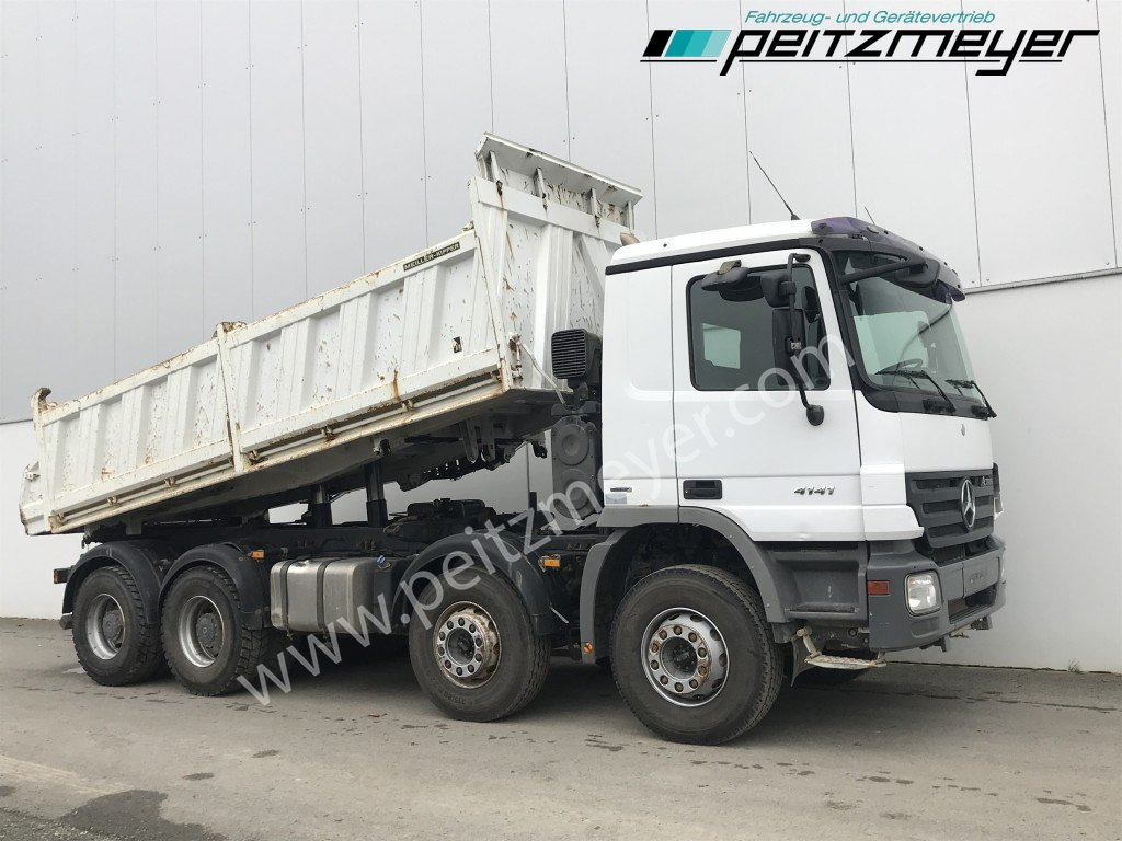 MERCEDES-BENZ Actros 4141 K 8x4 Bordmatik, 3 Pedale Meiller 3-Seitenkipper - Самосвал камион: снимка 2 MERCEDES-BENZ Actros 4141 K 8x4 Bordmatik, 3 Pedale Meiller 3-Seitenkipper - Самосвал камион: снимка 2