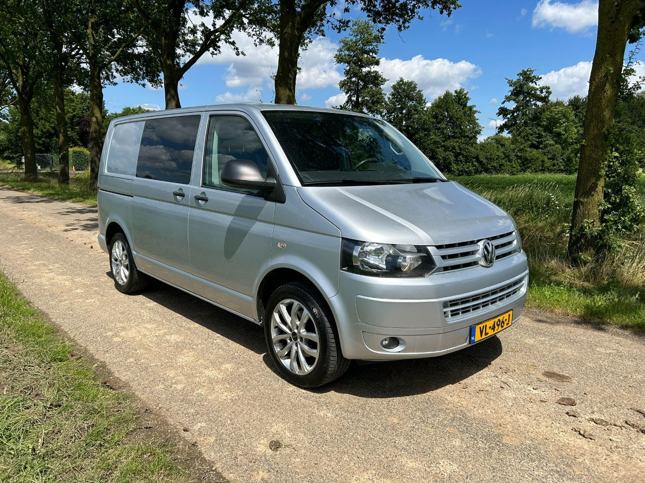 Volkswagen Transporter 2.0 TDI Bleumotion Technology L1 H1 114 PK apk 14-12-2024 Airco NL - Малък ван: снимка 1 Volkswagen Transporter 2.0 TDI Bleumotion Technology L1 H1 114 PK apk 14-12-2024 Airco NL - Малък ван: снимка 1