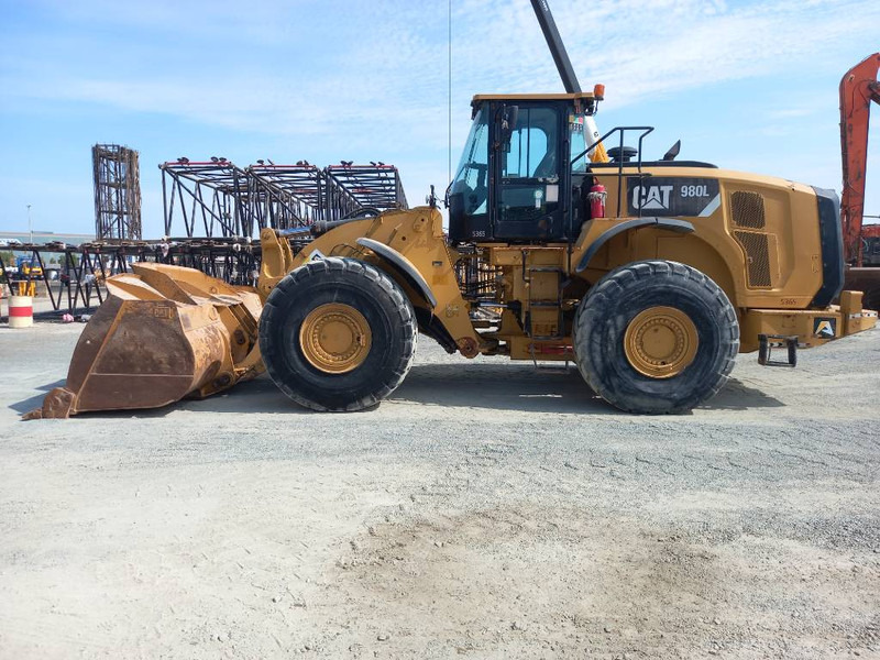 Cat 980L (Abu Dhabi) - Колесен товарач: снимка 1 Cat 980L (Abu Dhabi) - Колесен товарач: снимка 1