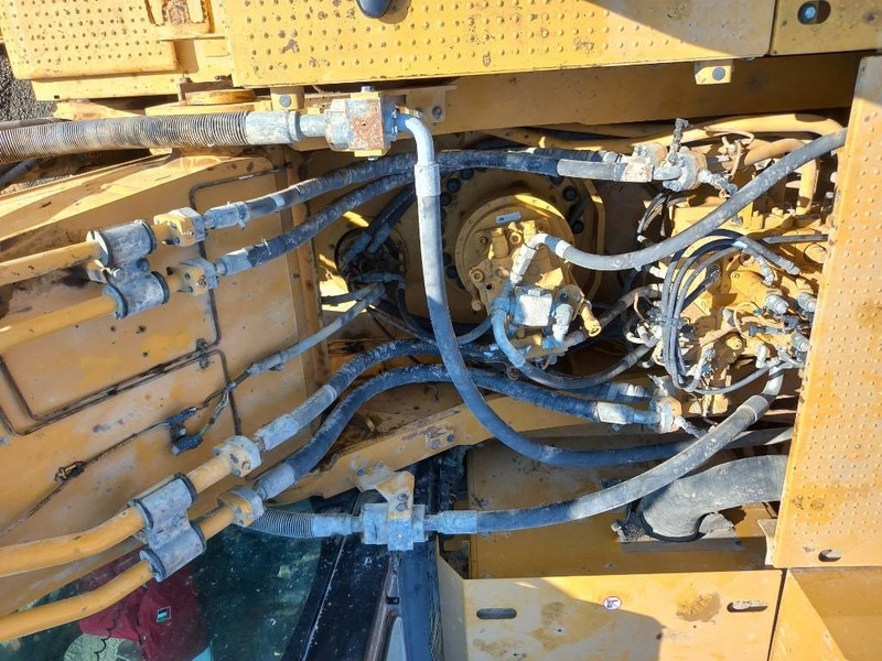 Верижен багер Cat CAT 350 (Abu Dhabi): снимка 20