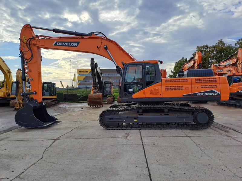 Develon DX360LC-7M (2 pieces available) - Верижен багер: снимка 1 Develon DX360LC-7M (2 pieces available) - Верижен багер: снимка 1