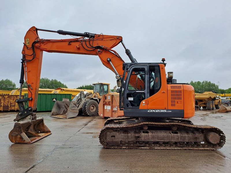 Doosan DX235LCR-5 (+ 3 Buckets) - Верижен багер: снимка 1 Doosan DX235LCR-5 (+ 3 Buckets) - Верижен багер: снимка 1