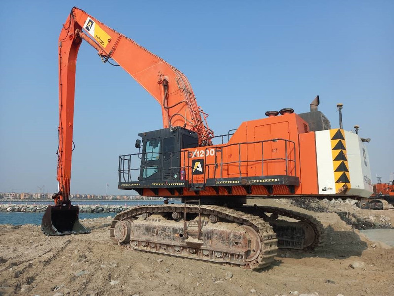 Hitachi EX 1200-6 Longreach 28m (Abu Dhabi) - Багер: снимка 5 Hitachi EX 1200-6 Longreach 28m (Abu Dhabi) - Багер: снимка 5