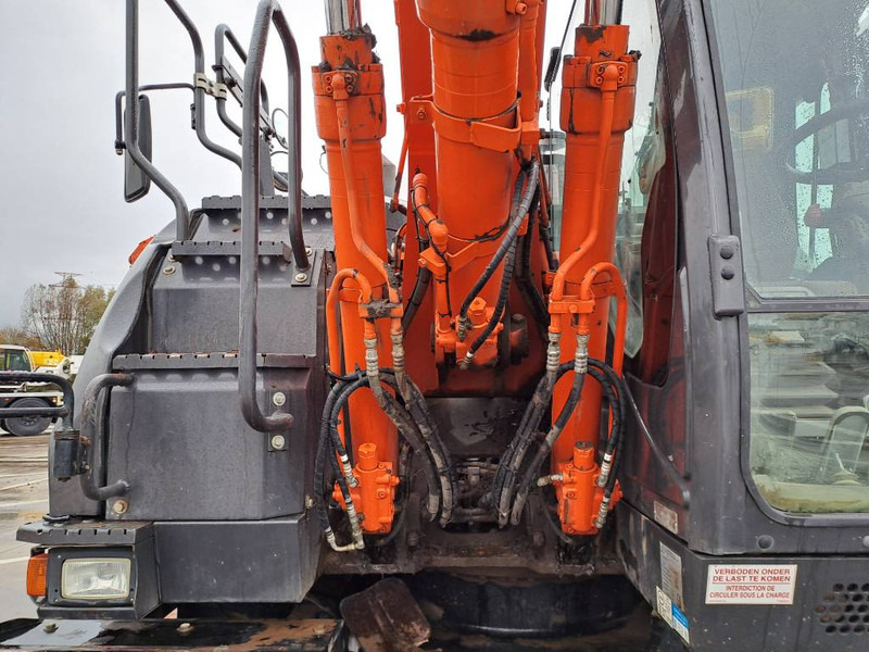 Колесен багер Hitachi ZX140WTB-6 (Topcon GPS+Engcon Rototilt): снимка 13