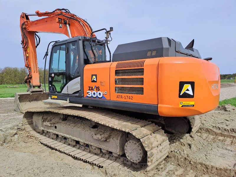 Hitachi ZX300LC-6 (Trimble Prepared) - Верижен багер: снимка 2 Hitachi ZX300LC-6 (Trimble Prepared) - Верижен багер: снимка 2