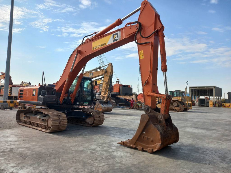 Hitachi ZX350H-5G (Abu Dhabi) - Верижен багер: снимка 5 Hitachi ZX350H-5G (Abu Dhabi) - Верижен багер: снимка 5