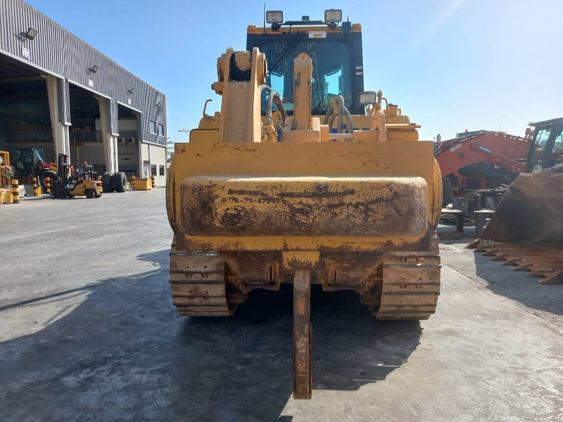 Komatsu D155A-6R (4 Pcs available in Abu Dhabi) - Булдозер: снимка 2 Komatsu D155A-6R (4 Pcs available in Abu Dhabi) - Булдозер: снимка 2
