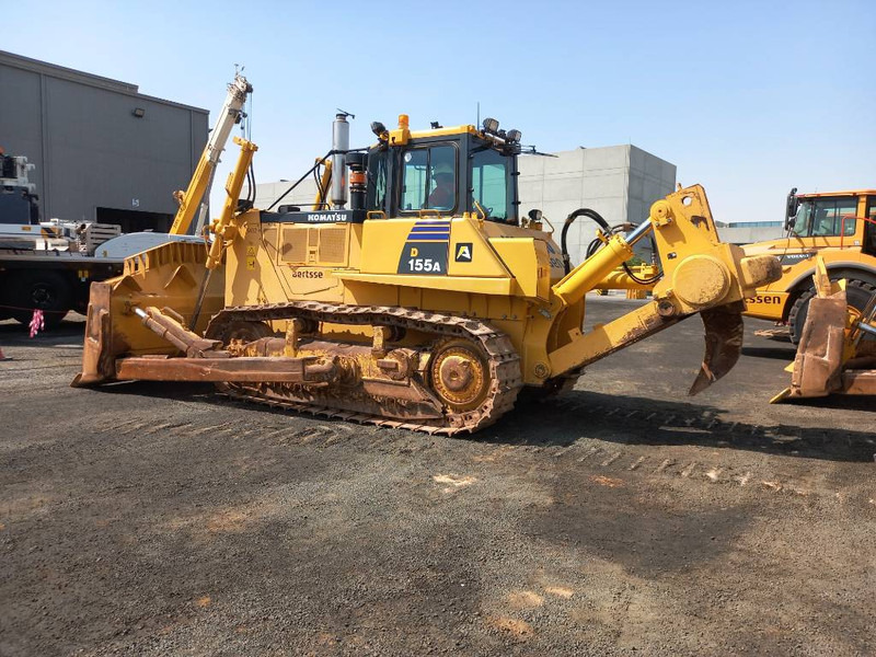 Komatsu D155A-6R (4 pieces available - Abu Dhabi) - Булдозер: снимка 2 Komatsu D155A-6R (4 pieces available - Abu Dhabi) - Булдозер: снимка 2