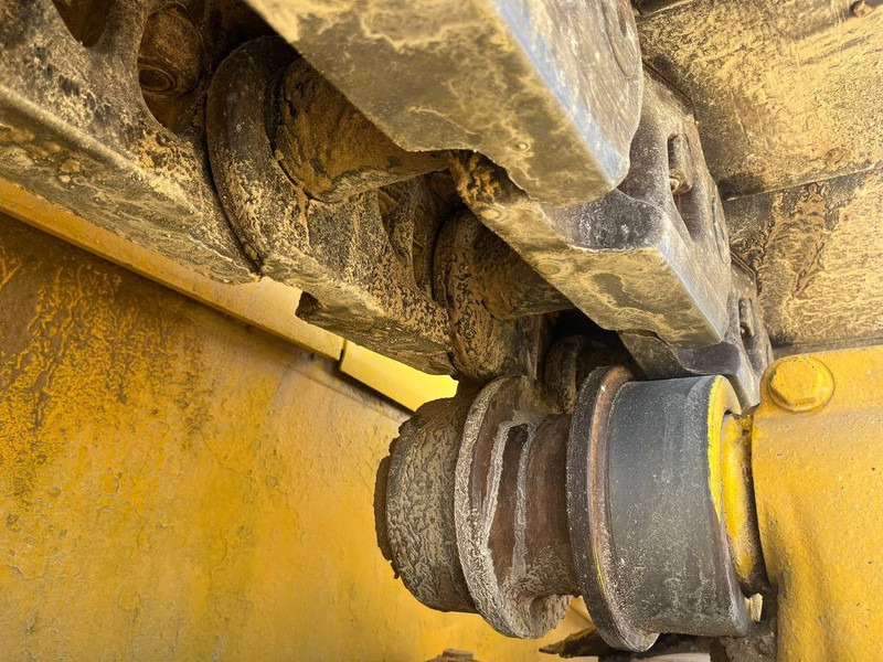 Булдозер Komatsu D275A-5R (Saudi Arabia): снимка 13 Булдозер Komatsu D275A-5R (Saudi Arabia): снимка 13