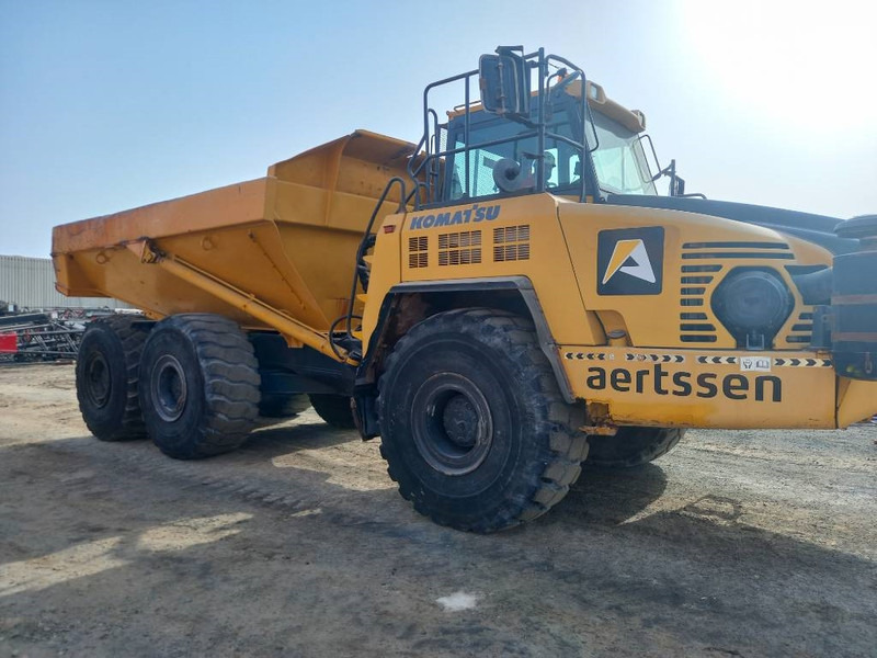 Komatsu HM400-3R (4 pcs available in Abu Dhabi) - Съчленен самосвал: снимка 2 Komatsu HM400-3R (4 pcs available in Abu Dhabi) - Съчленен самосвал: снимка 2