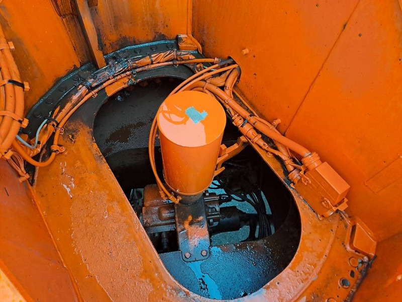 Кран за всякакви терени Tadano ATF70G-4: снимка 16